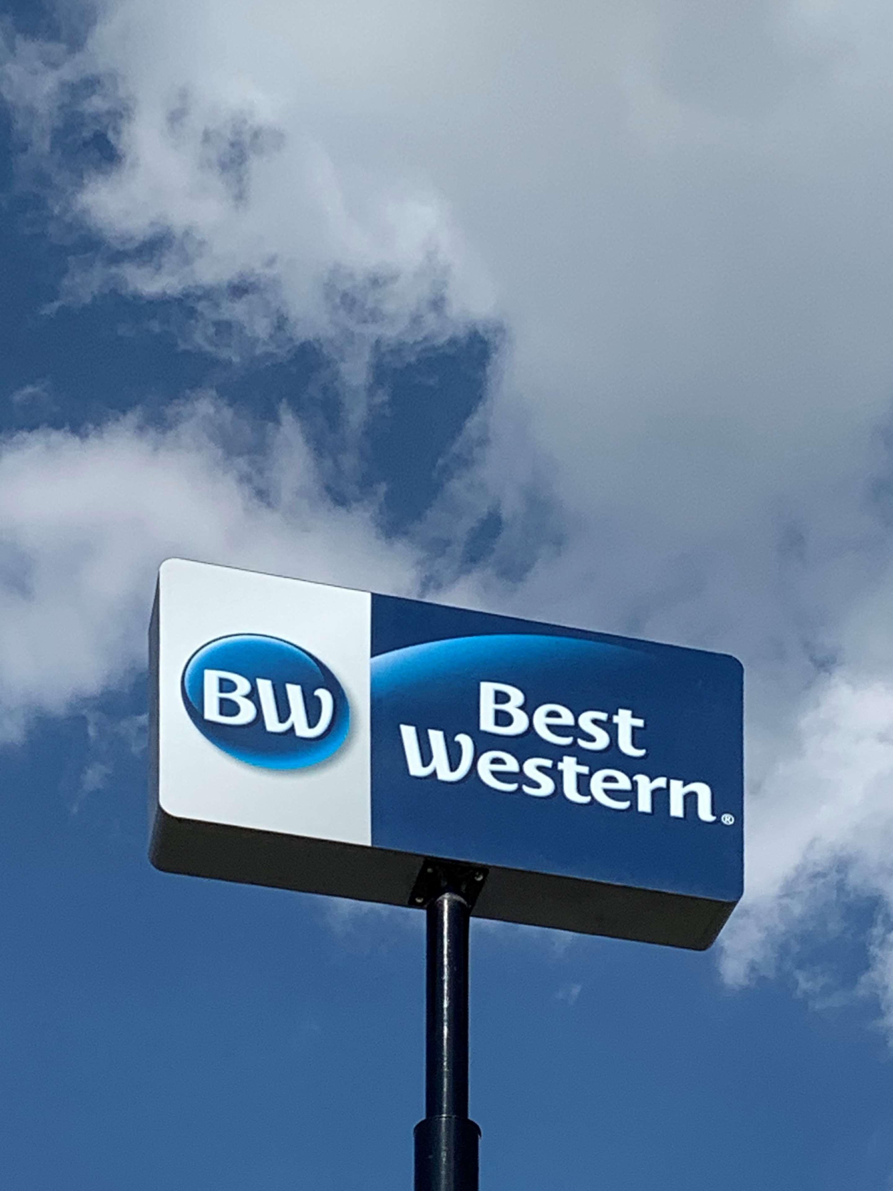 Best Western Emporia Inn Exterior photo